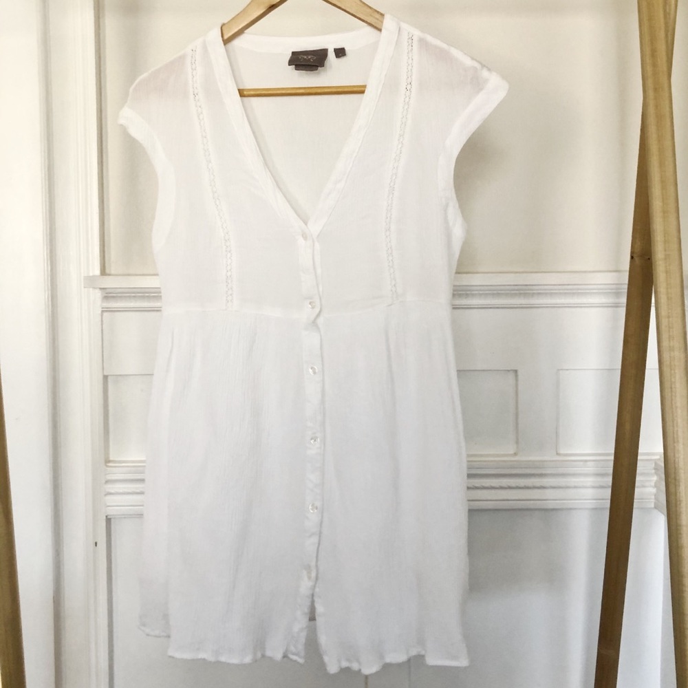 Anthropologie white sleeveless top- Medium